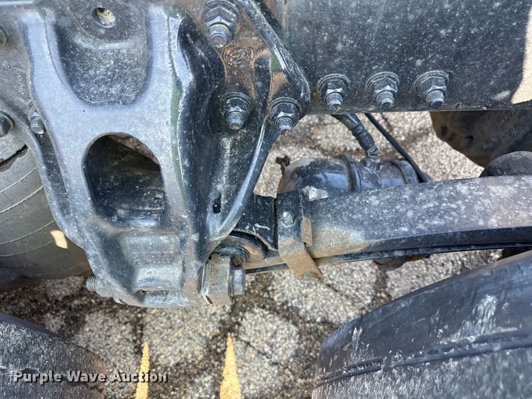 image for item YA2022 2022 Kenworth T680 semi truck