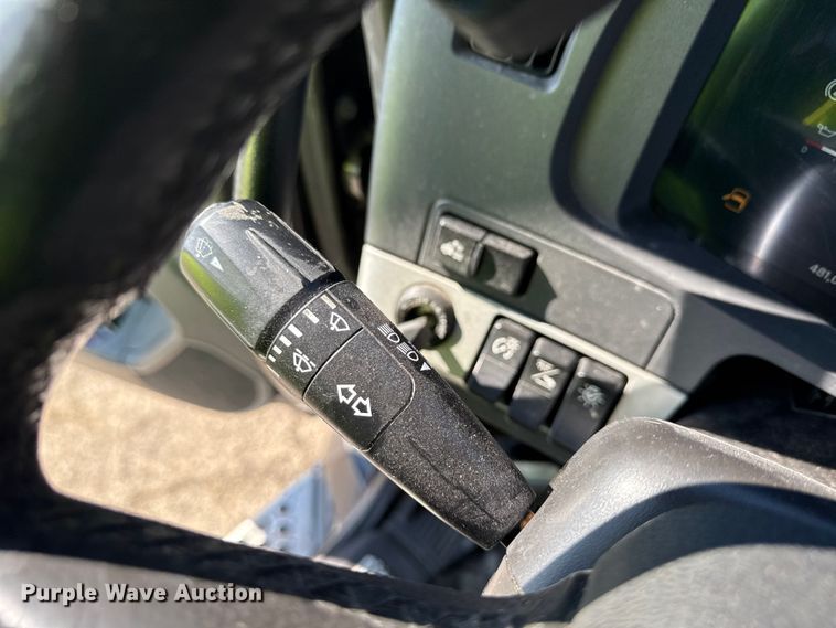 image for item YA2022 2022 Kenworth T680 semi truck