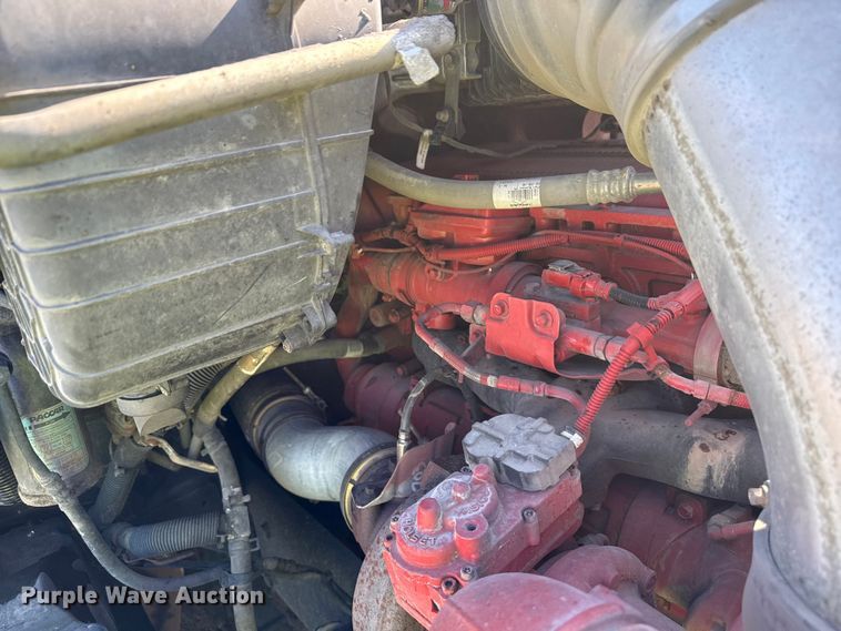 image for item YA2022 2022 Kenworth T680 semi truck