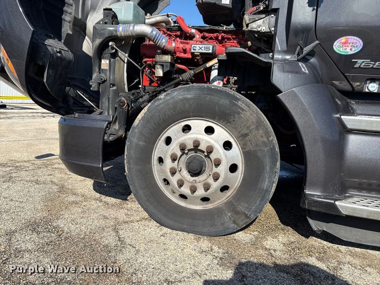 image for item YA2022 2022 Kenworth T680 semi truck