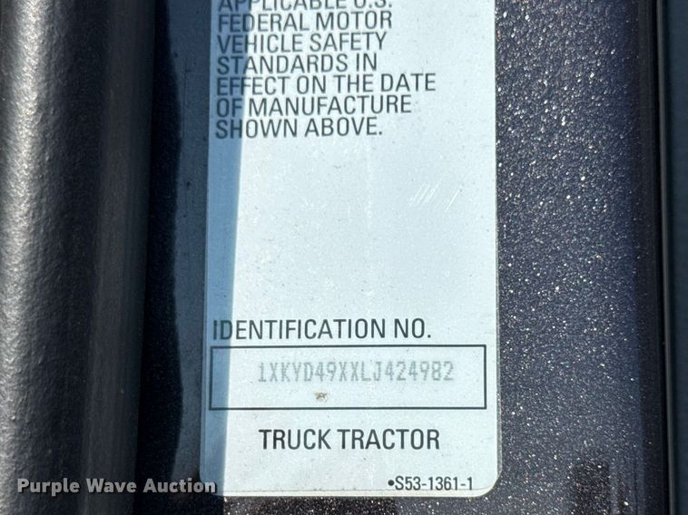 image for item YA2022 2022 Kenworth T680 semi truck