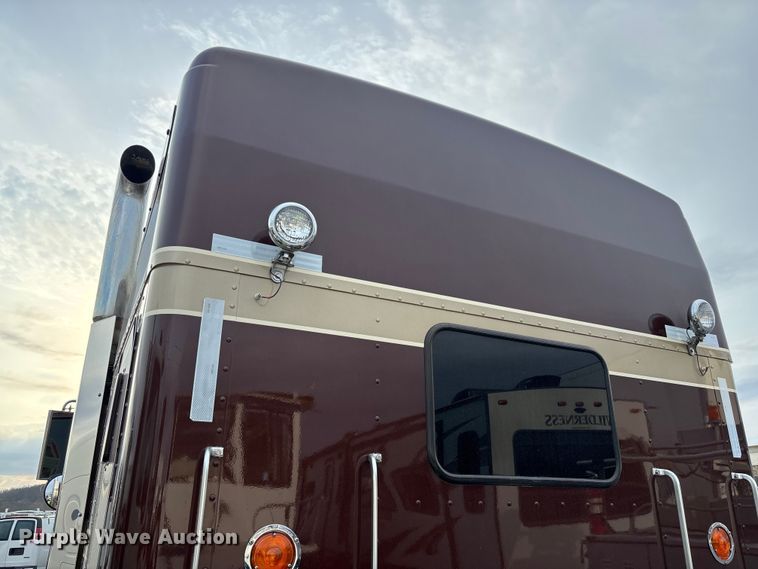 image for item YA2218 2024 Kenworth W900 semi truck