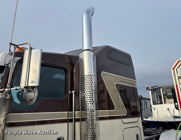 image for item YA2218 2024 Kenworth W900 semi truck