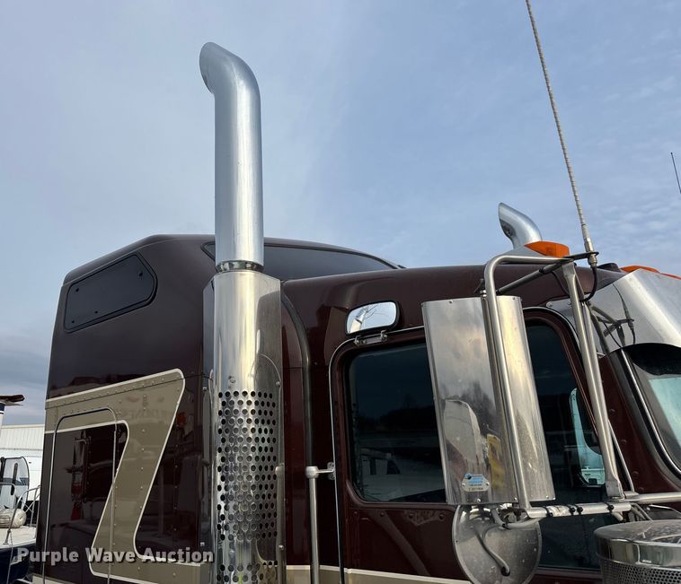 image for item YA2218 2024 Kenworth W900 semi truck
