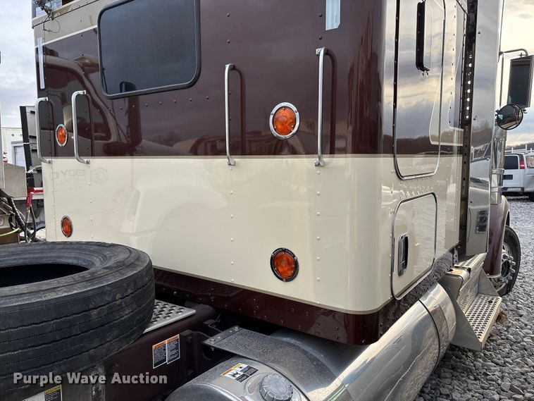 image for item YA2218 2024 Kenworth W900 semi truck