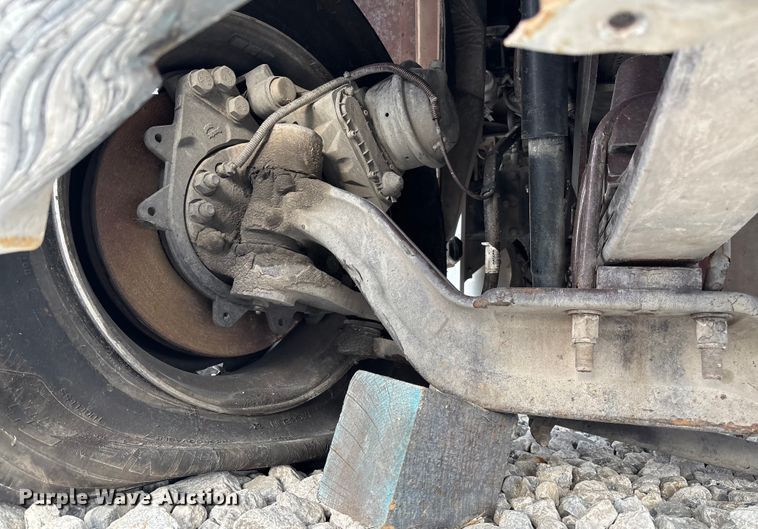 image for item YA2218 2024 Kenworth W900 semi truck