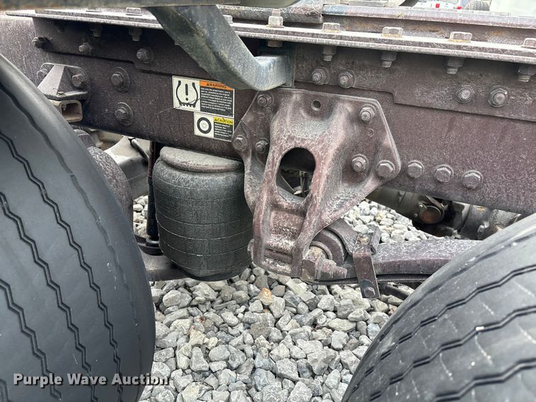 image for item YA2218 2024 Kenworth W900 semi truck
