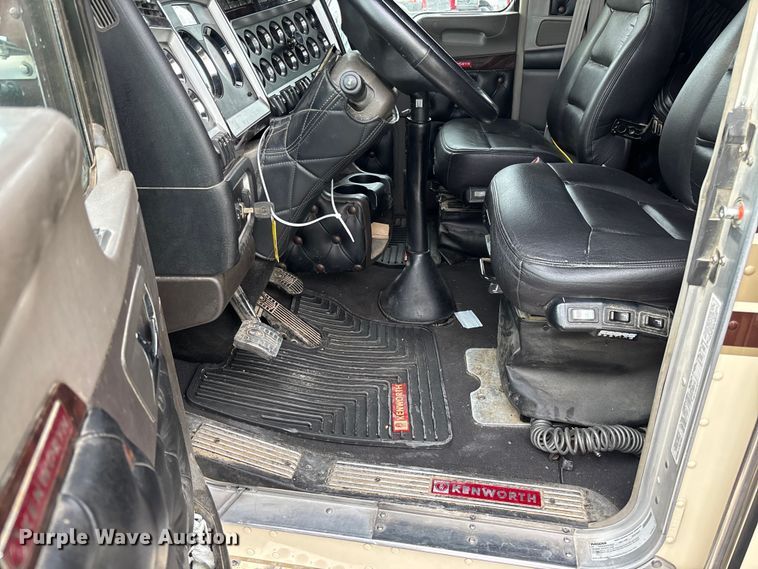 image for item YA2218 2024 Kenworth W900 semi truck