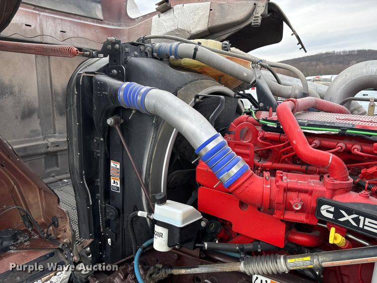 image for item YA2218 2024 Kenworth W900 semi truck