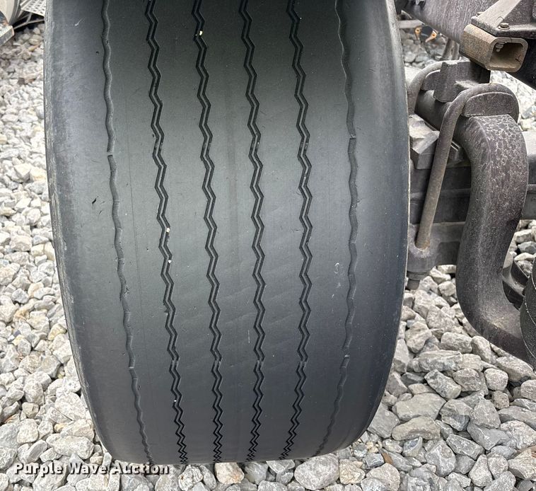 image for item YA2218 2024 Kenworth W900 semi truck