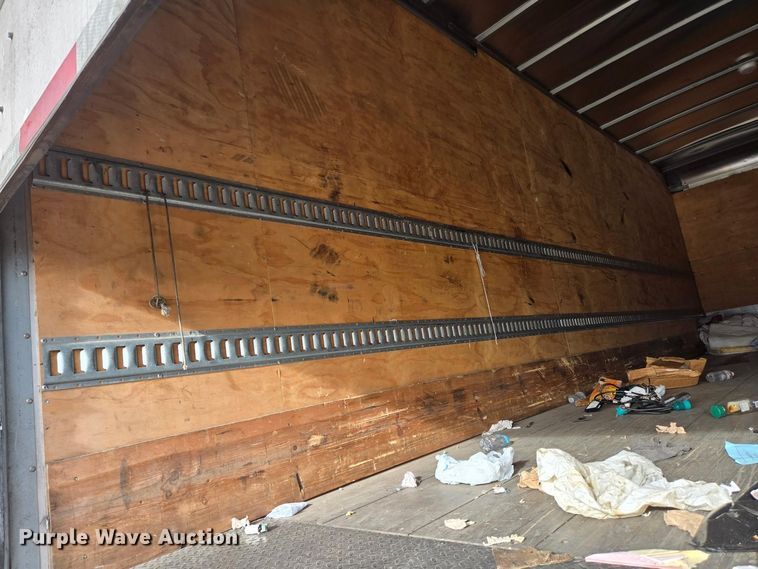 image for item YA2231 2019 Freightliner Business Class M2 box truck