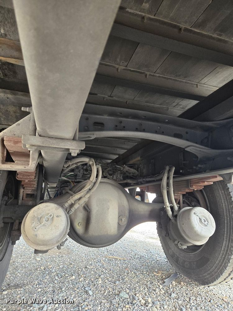 image for item YA2231 2019 Freightliner Business Class M2 box truck