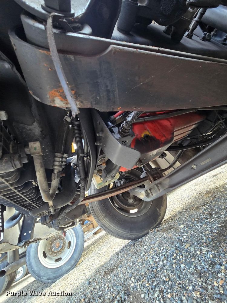 image for item YA2231 2019 Freightliner Business Class M2 box truck