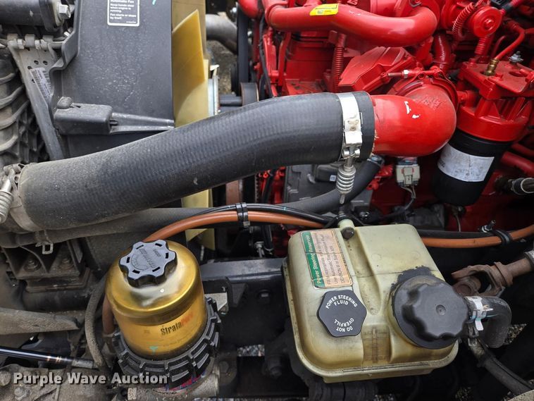 image for item YA2231 2019 Freightliner Business Class M2 box truck