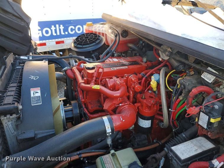 image for item YA2231 2019 Freightliner Business Class M2 box truck