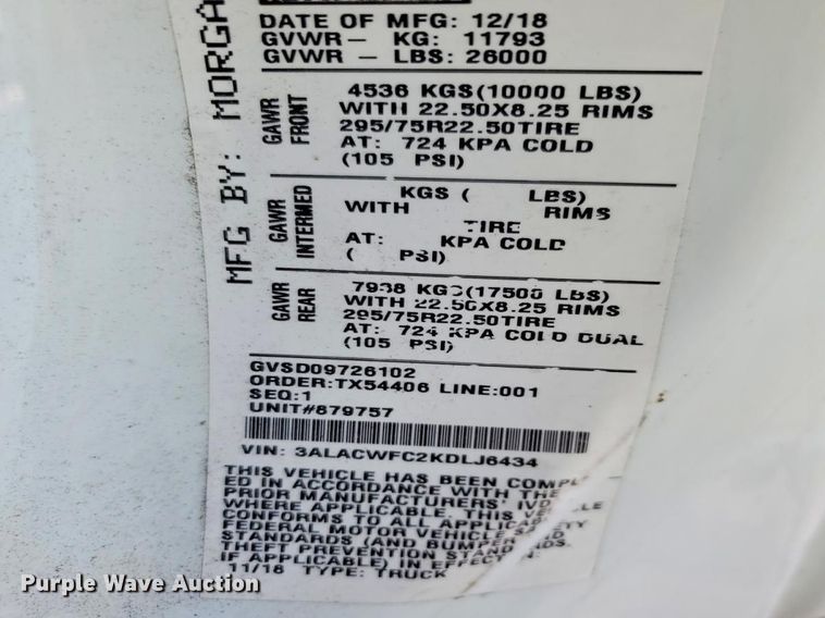 image for item YA2231 2019 Freightliner Business Class M2 box truck