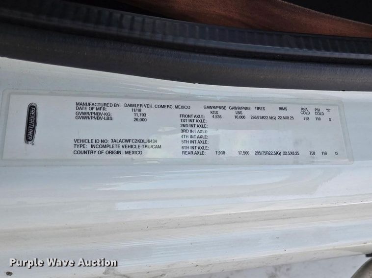 image for item YA2231 2019 Freightliner Business Class M2 box truck