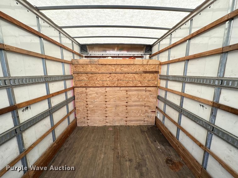 image for item YA2245 2019 Freightliner Business Class M2 box truck