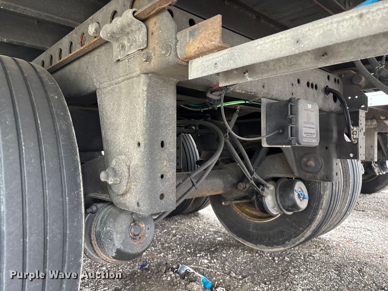 image for item YA2248 2023 Stoughton ZGPVW-535T-S-C-AR dry van trailer