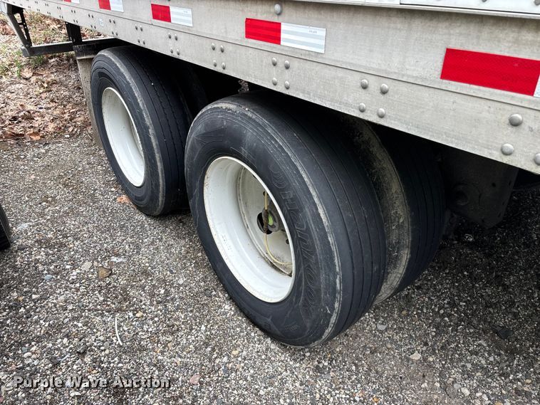 image for item YA2248 2023 Stoughton ZGPVW-535T-S-C-AR dry van trailer