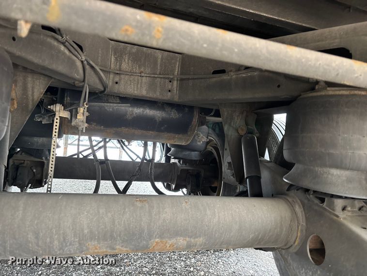 image for item YA2248 2023 Stoughton ZGPVW-535T-S-C-AR dry van trailer