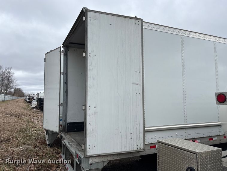 image for item YA2248 2023 Stoughton ZGPVW-535T-S-C-AR dry van trailer