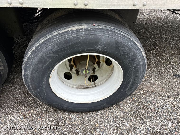 image for item YA2248 2023 Stoughton ZGPVW-535T-S-C-AR dry van trailer