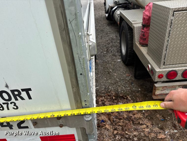 image for item YA2248 2023 Stoughton ZGPVW-535T-S-C-AR dry van trailer