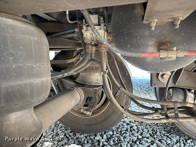 image for item YA2251 2024 Hyundai Translead VC2530152-AJS dry van trailer