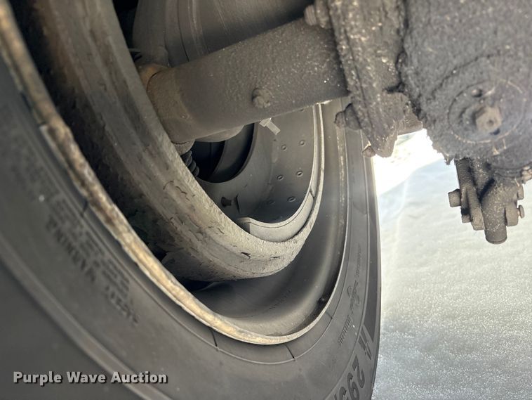 image for item YA2251 2024 Hyundai Translead VC2530152-AJS dry van trailer