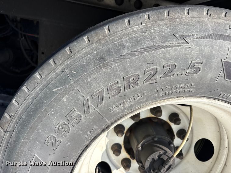 image for item YA2251 2024 Hyundai Translead VC2530152-AJS dry van trailer