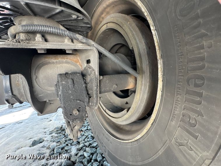 image for item YA2251 2024 Hyundai Translead VC2530152-AJS dry van trailer