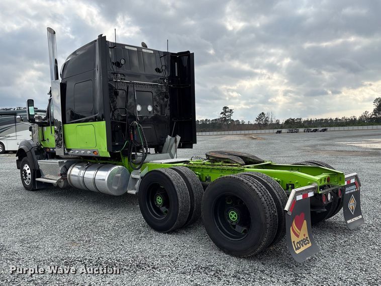 image for item YA2263 2023 International HX520 semi truck