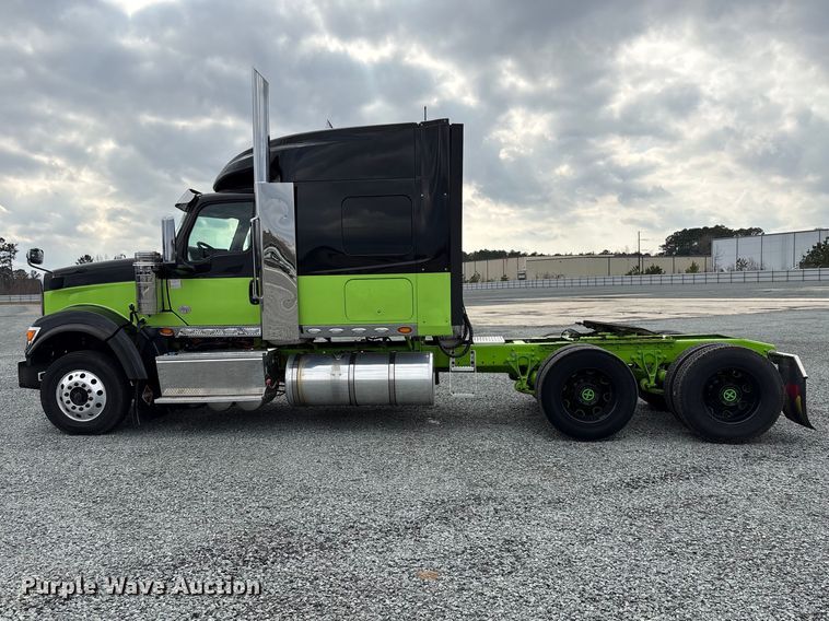image for item YA2263 2023 International HX520 semi truck