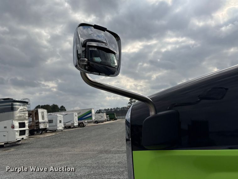 image for item YA2263 2023 International HX520 semi truck