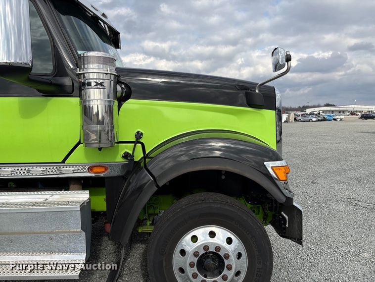 image for item YA2263 2023 International HX520 semi truck