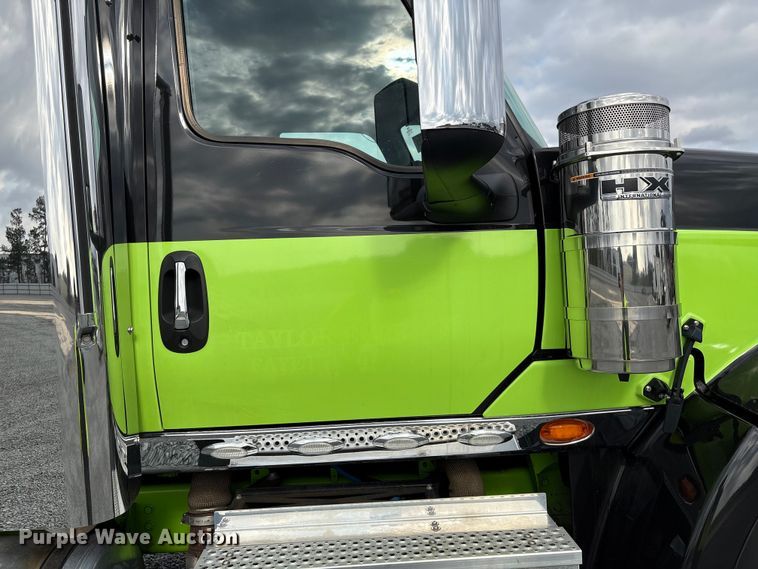 image for item YA2263 2023 International HX520 semi truck