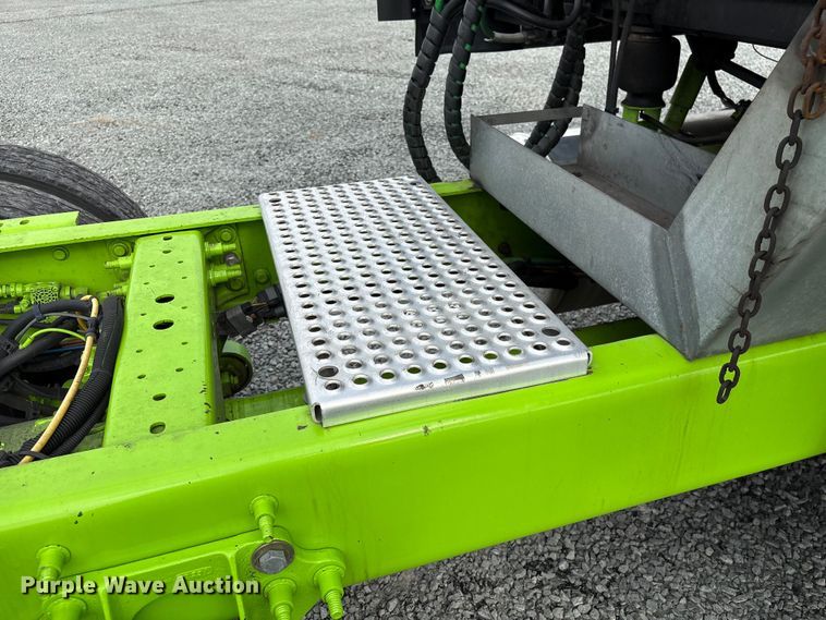 image for item YA2263 2023 International HX520 semi truck