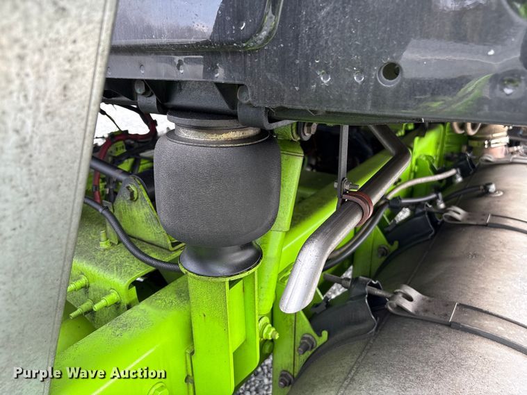 image for item YA2263 2023 International HX520 semi truck