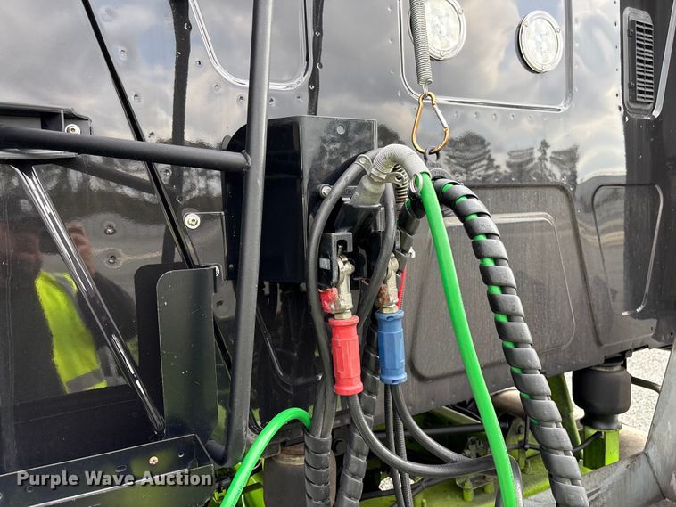 image for item YA2263 2023 International HX520 semi truck