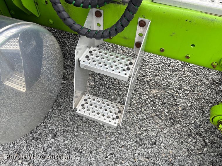 image for item YA2263 2023 International HX520 semi truck