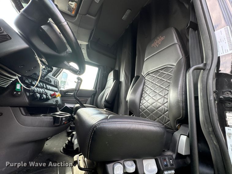 image for item YA2263 2023 International HX520 semi truck