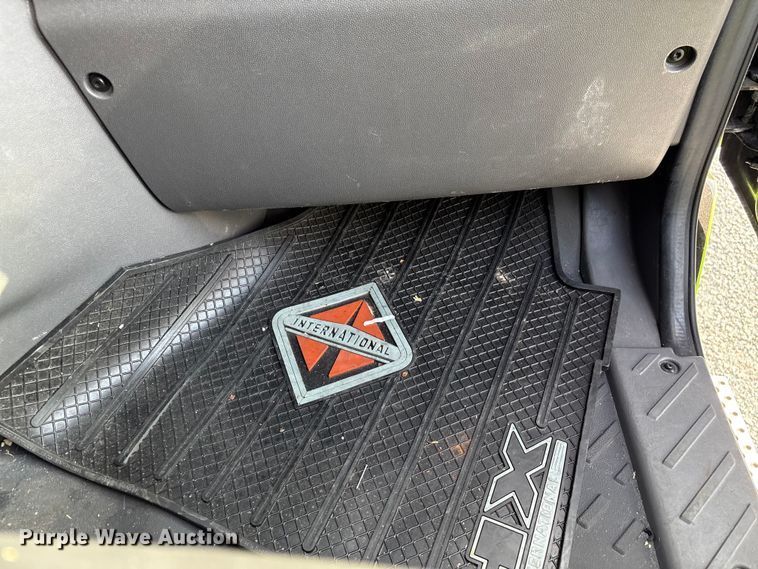 image for item YA2263 2023 International HX520 semi truck