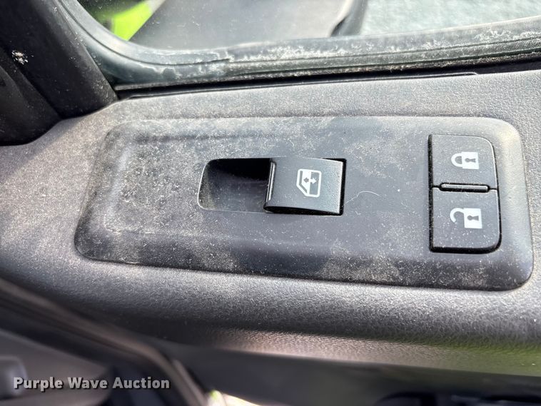 image for item YA2263 2023 International HX520 semi truck