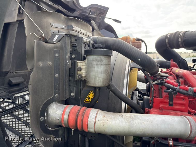 image for item YA2263 2023 International HX520 semi truck