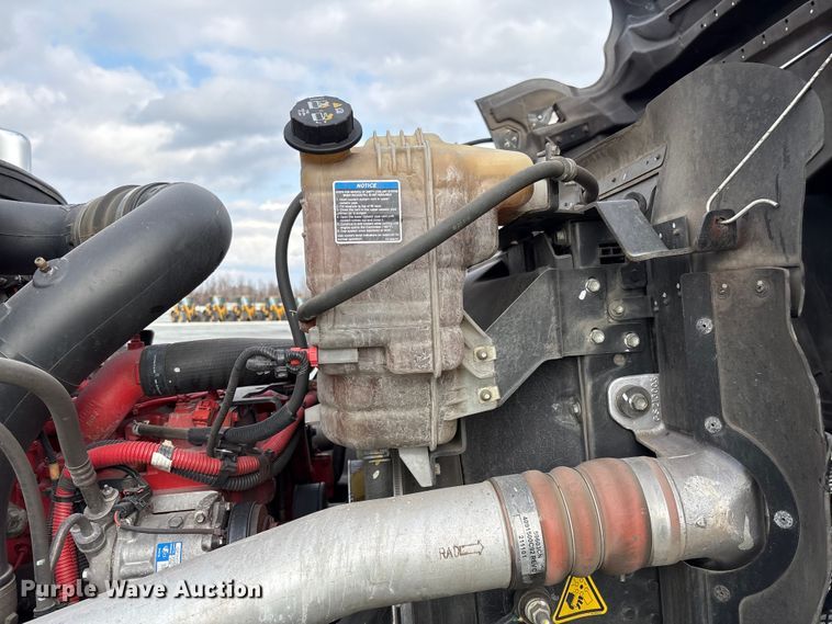 image for item YA2263 2023 International HX520 semi truck