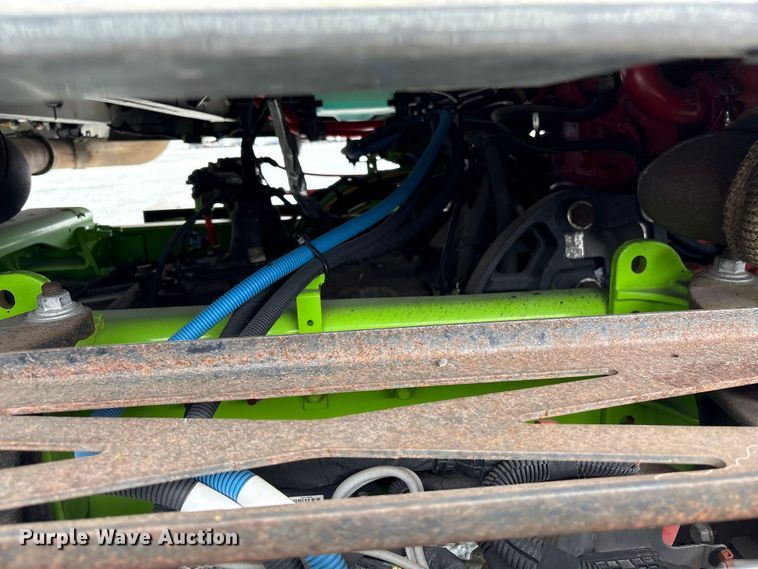 image for item YA2264 2023 International HX520 semi truck