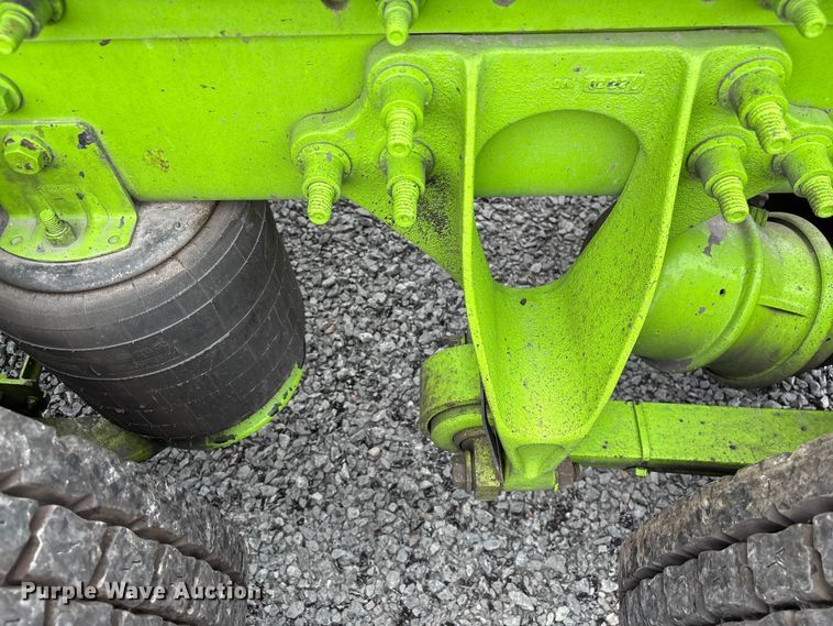 image for item YA2264 2023 International HX520 semi truck