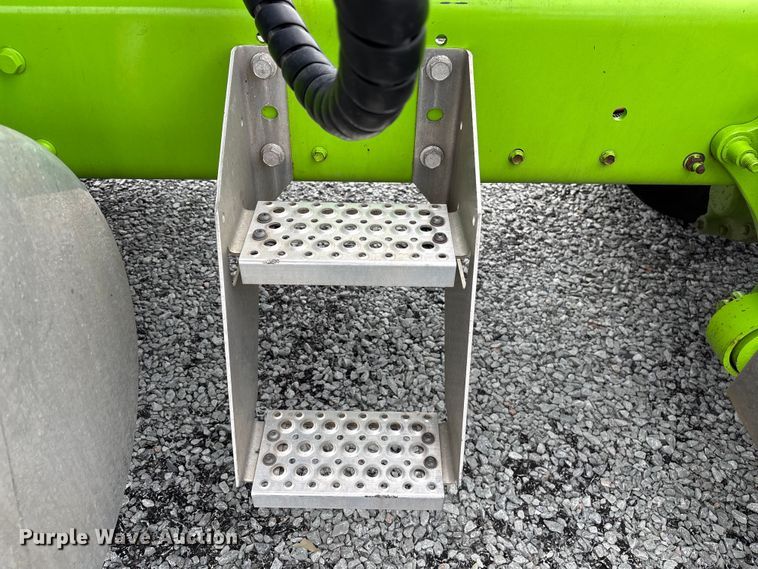 image for item YA2264 2023 International HX520 semi truck