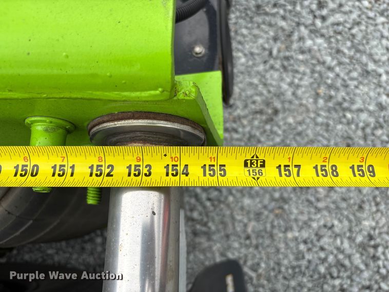 image for item YA2264 2023 International HX520 semi truck